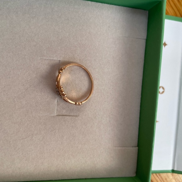 Rose gold & Diamond Claddaugh Irish  ring. Size 5.. sizable - Picture 2 of 5
